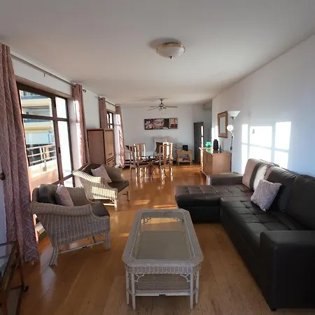 Marina Club Apartment *