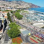 Marina Club